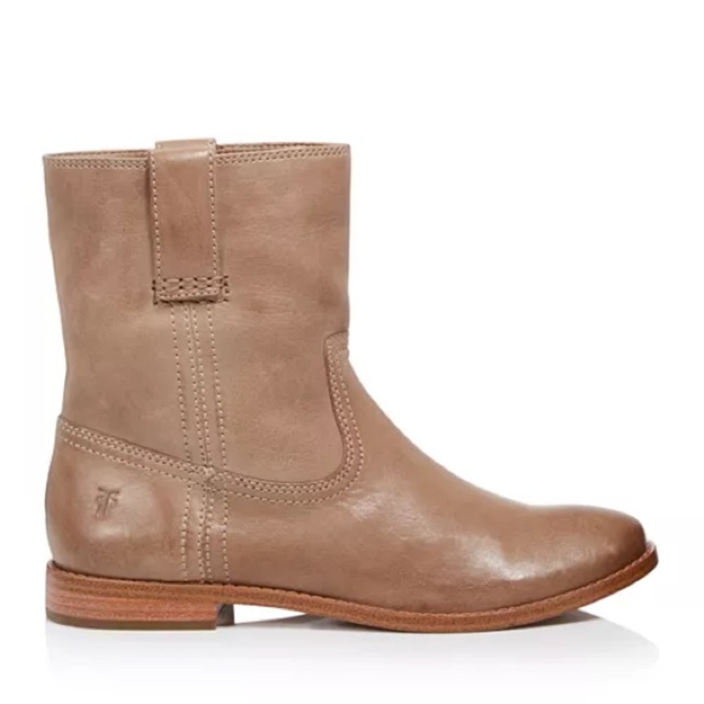 Frye Women's Anna Short Round Toe Leather Boots Size 7M Cowgirl Western boot